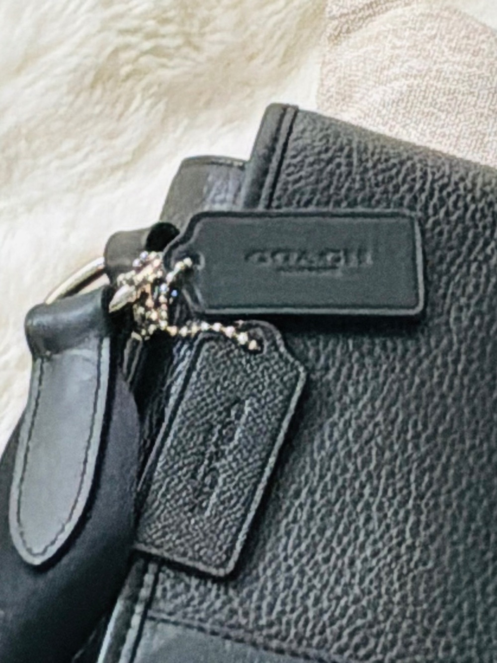 COACH Henry Messenger Bag in Black Pebbled Leather F54149 Fits 15” x 11” x 3.5” - Picture 8 of 10